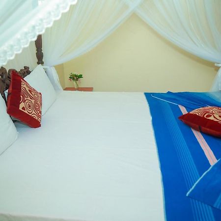 Hasaranga Holiday House Hikkaduwa Bagian luar foto