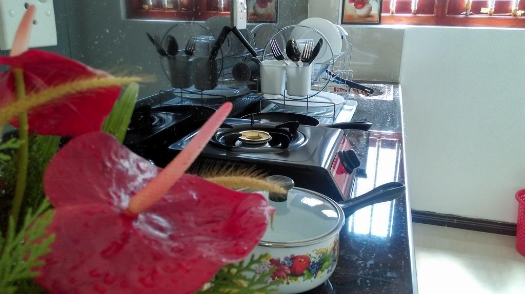 Hasaranga Holiday House Hikkaduwa Bagian luar foto